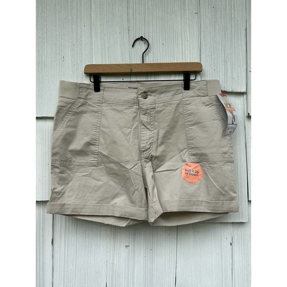 Riders by Lee Mid Rise Adjustable Length Short 18W NWT - Picture 2 of 9